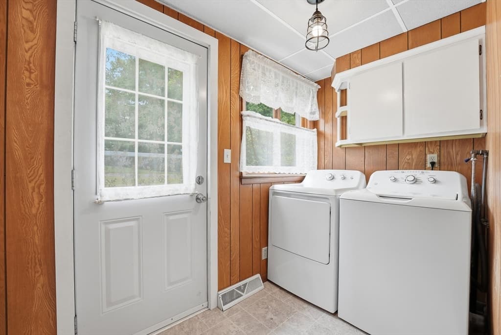 Casa em East Longmeadow — foto 5