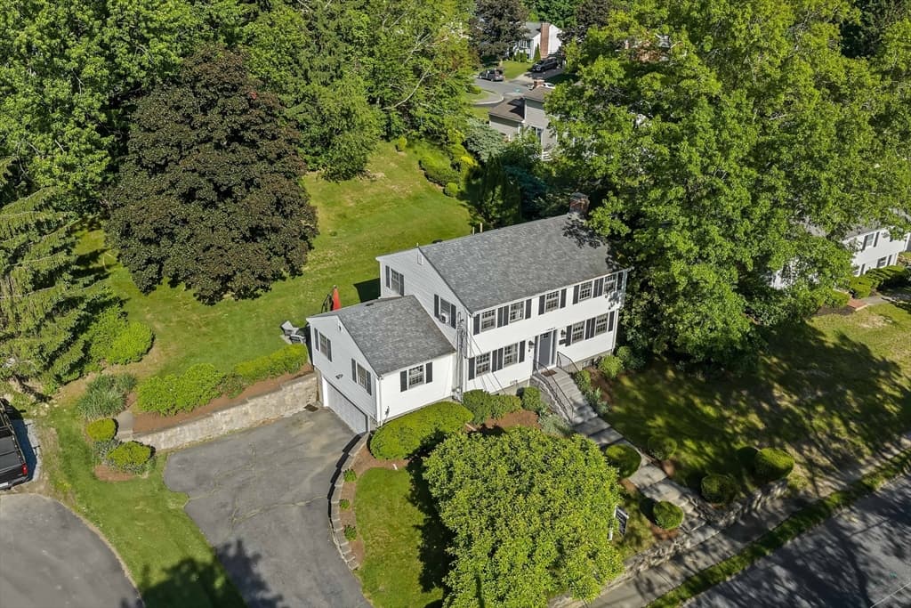 Casa em Framingham — foto 2