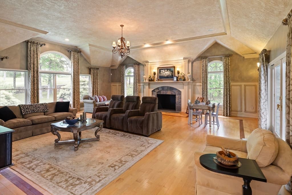Casa em Hopkinton — foto 8