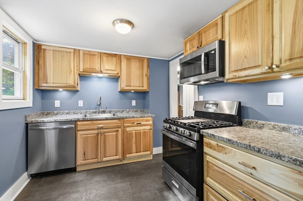 Casa em Raynham — foto 7
