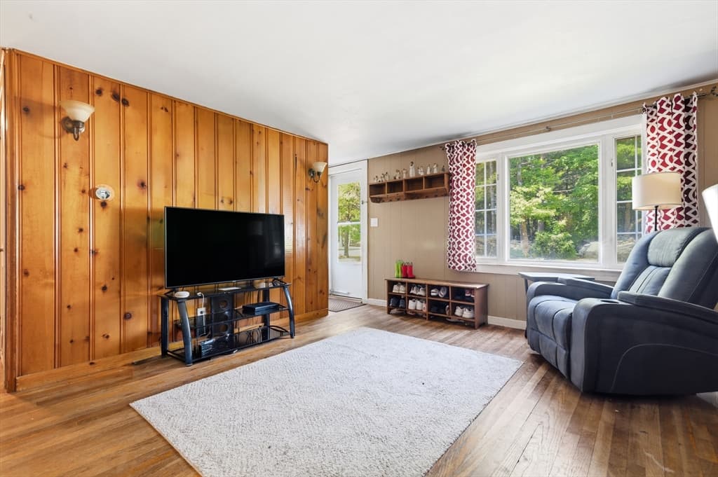 Casa em Raynham — foto 4