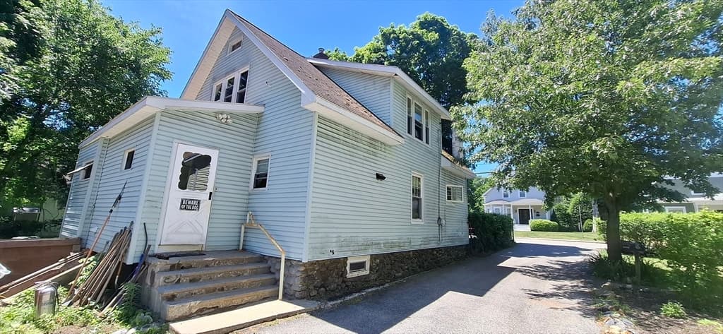 Casa em Millbury