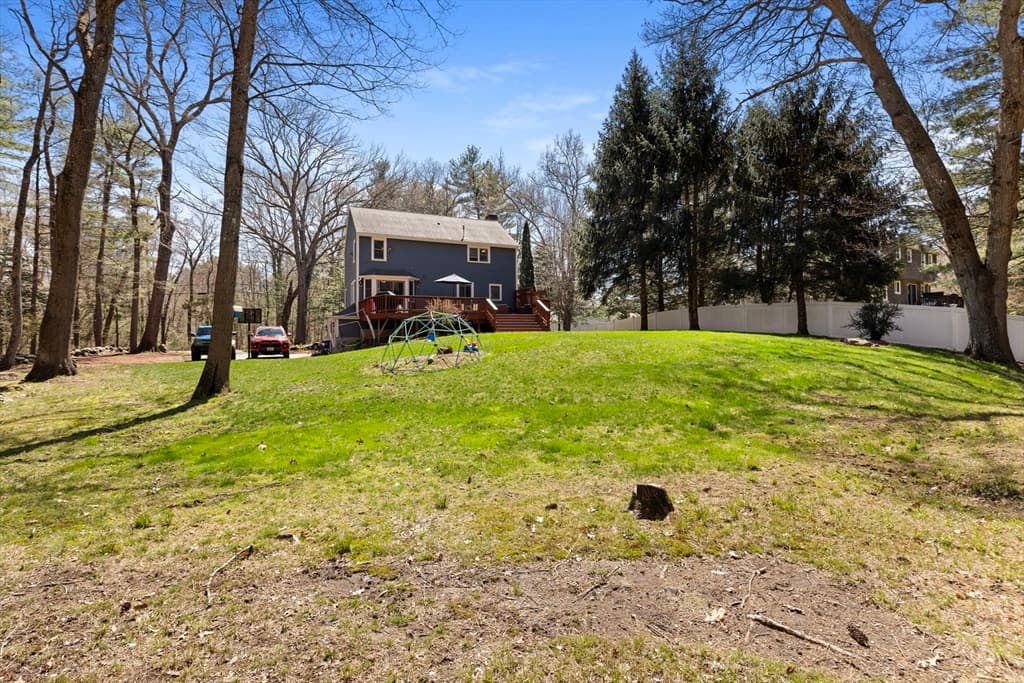 Casa em Attleboro — foto 2