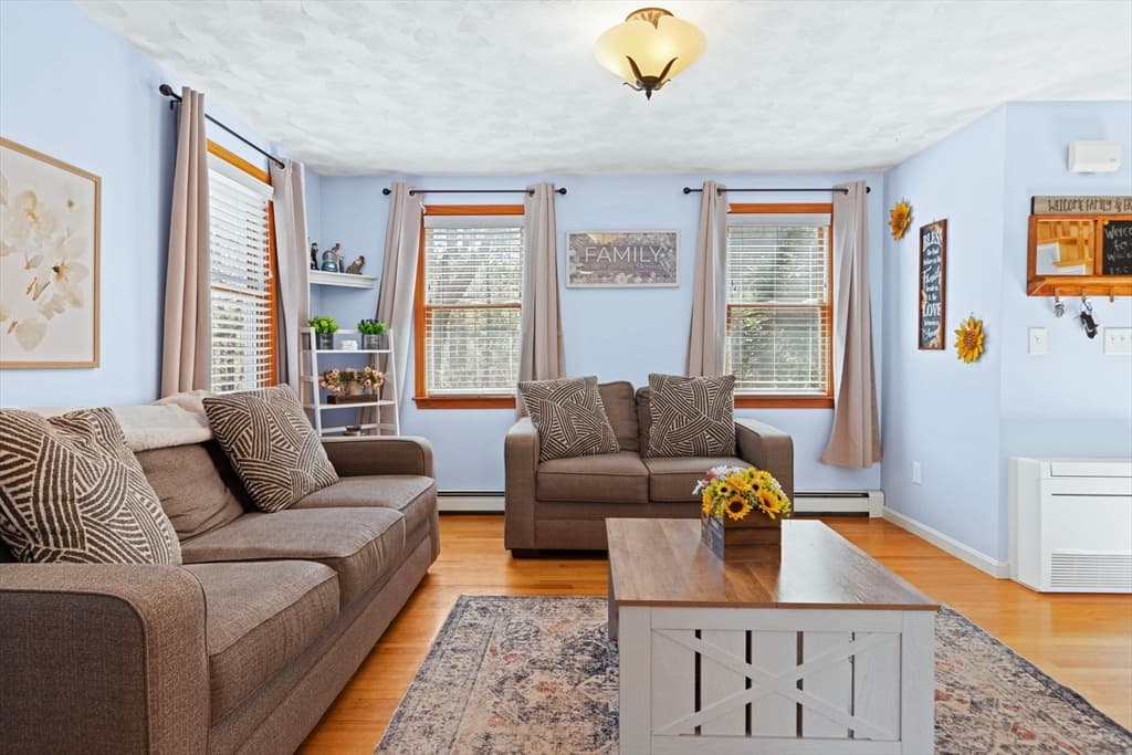 Casa em Attleboro — foto 7