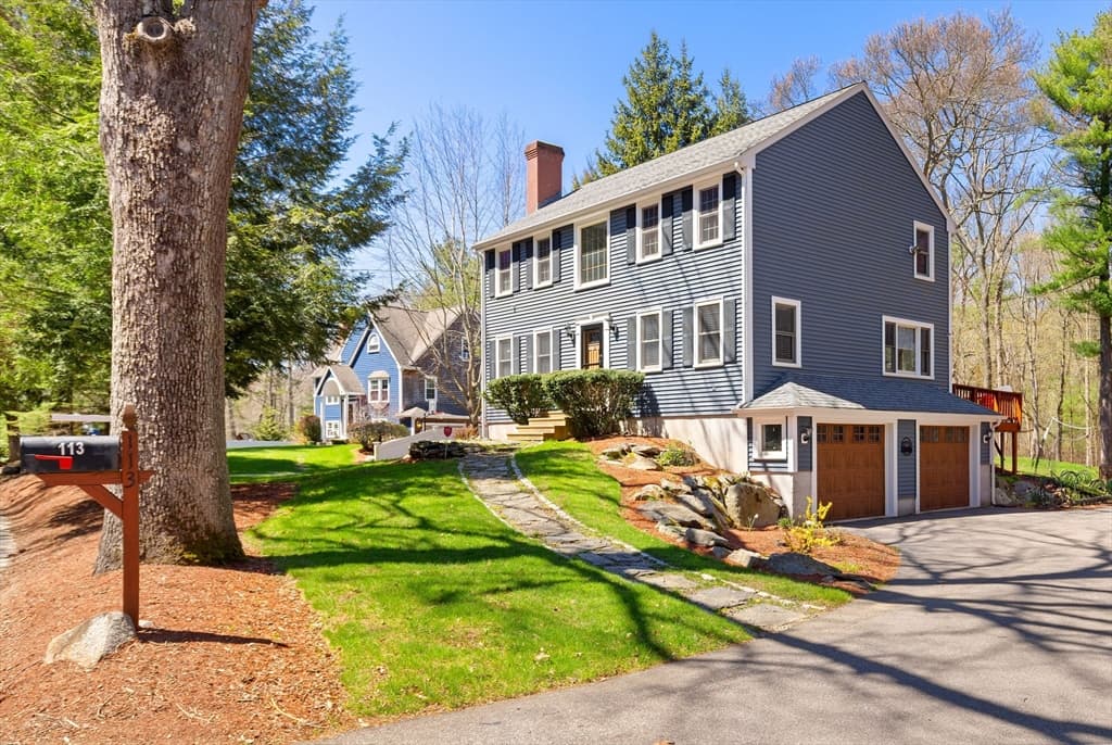 Casa em Attleboro