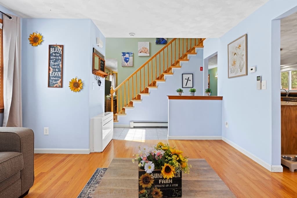 Casa em Attleboro — foto 8