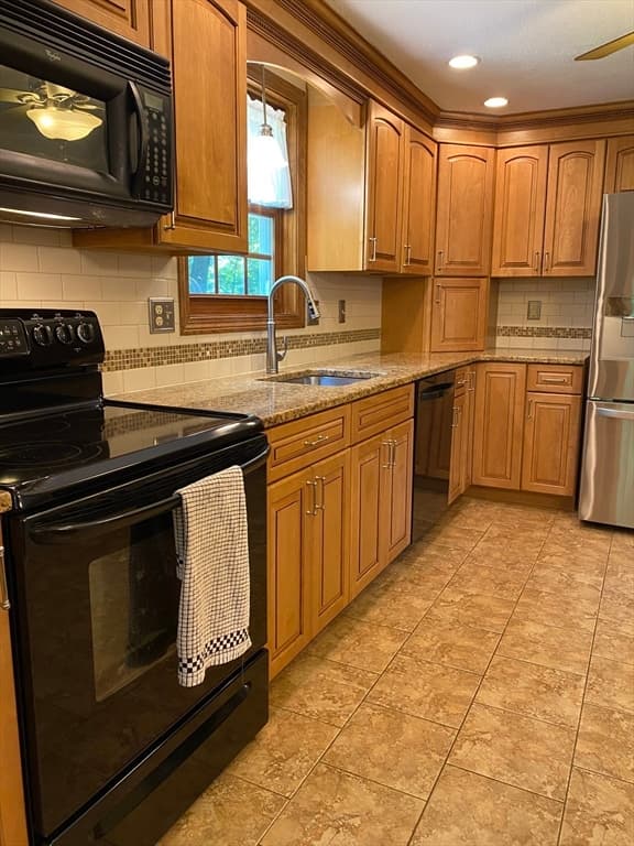 Casa em North Attleboro — foto 6
