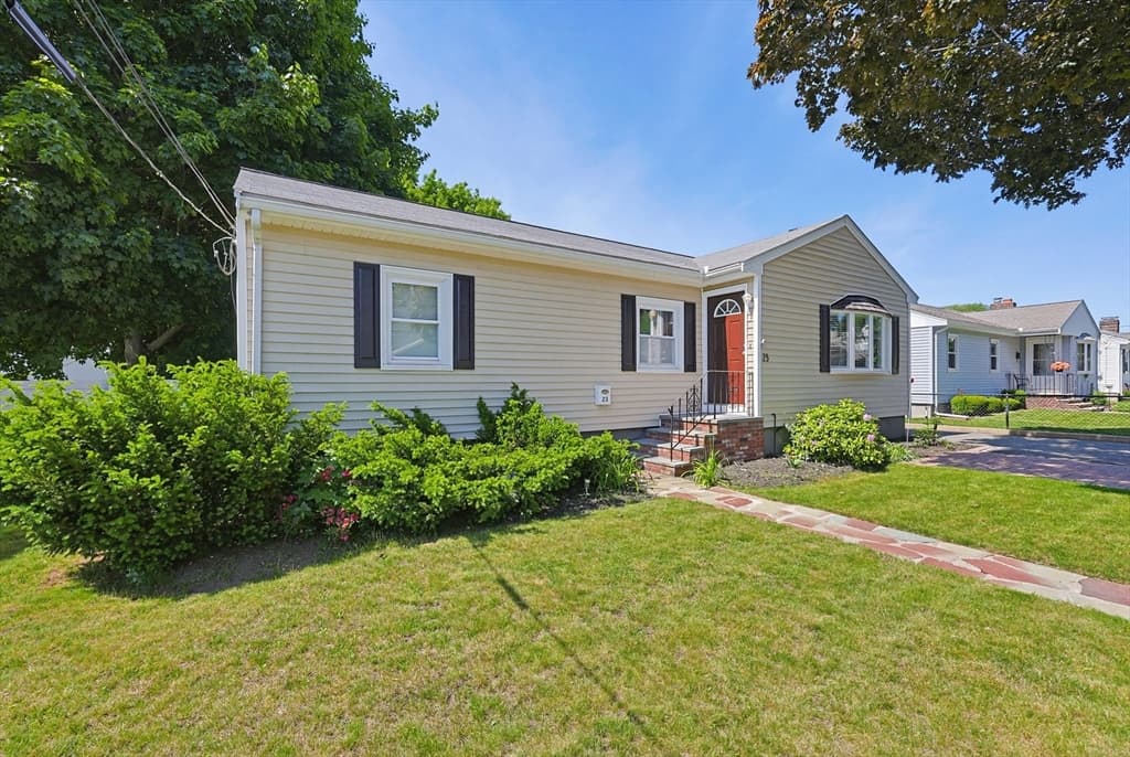 Casa em Peabody — foto 2