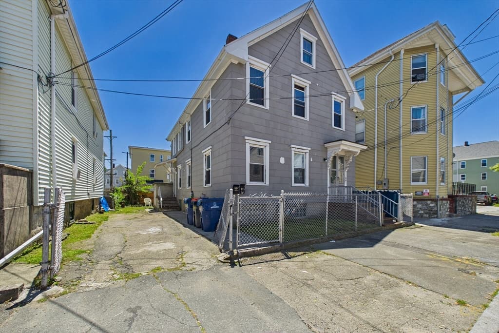 Multi-família em New Bedford