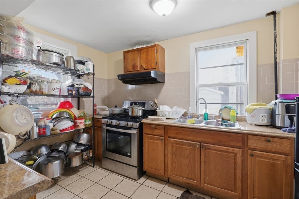 Multi-família em Lowell — foto 6