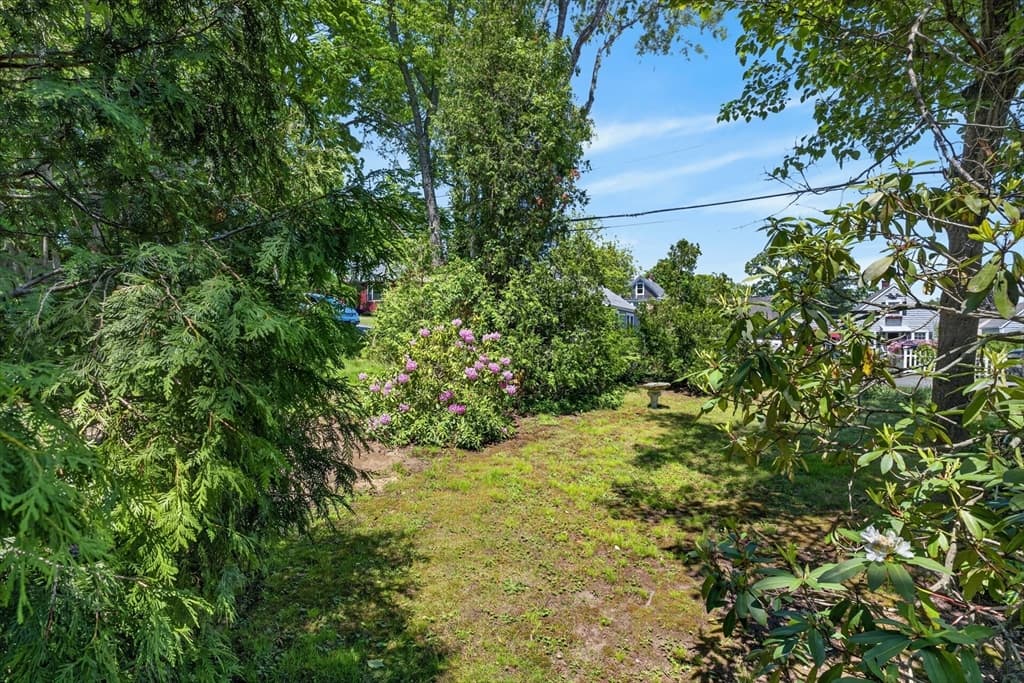 Casa em Acushnet — foto 9