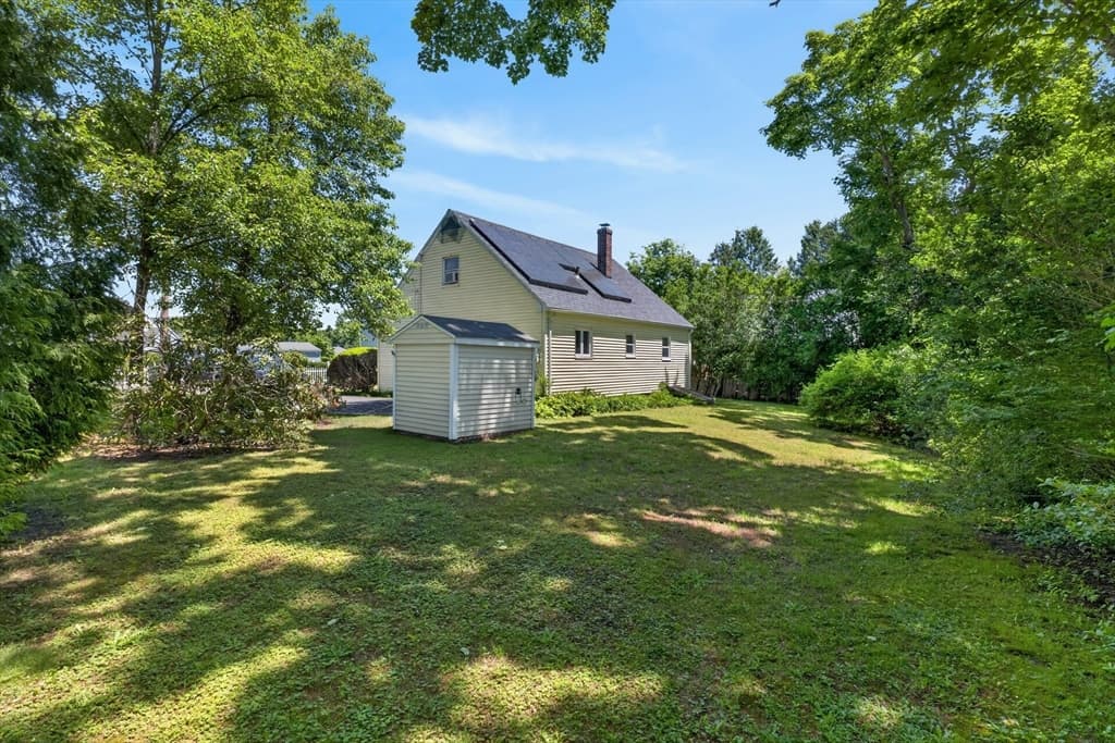 Casa em Acushnet — foto 8