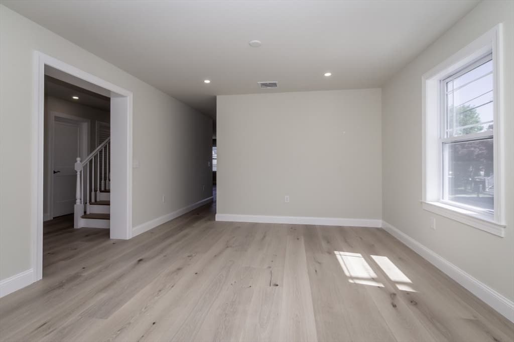 Casa em Revere — foto 5