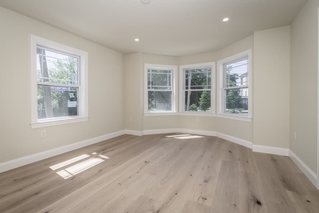 Casa em Revere — foto 4