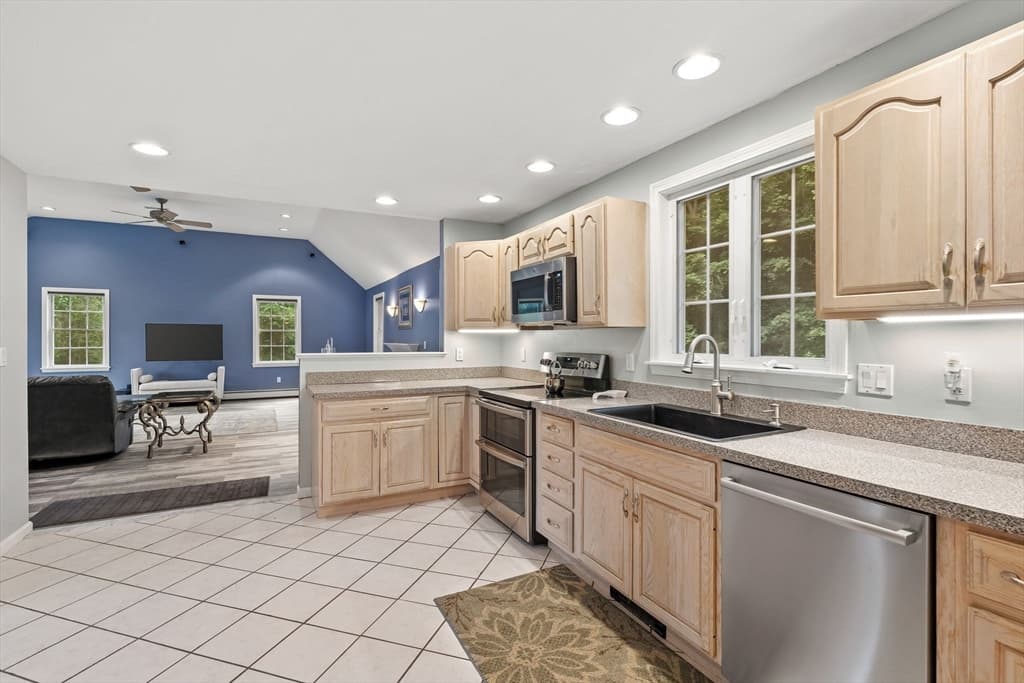 Casa em Haverhill — foto 8