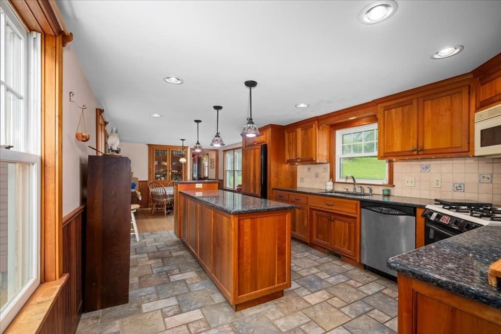Casa em West Brookfield — foto 4
