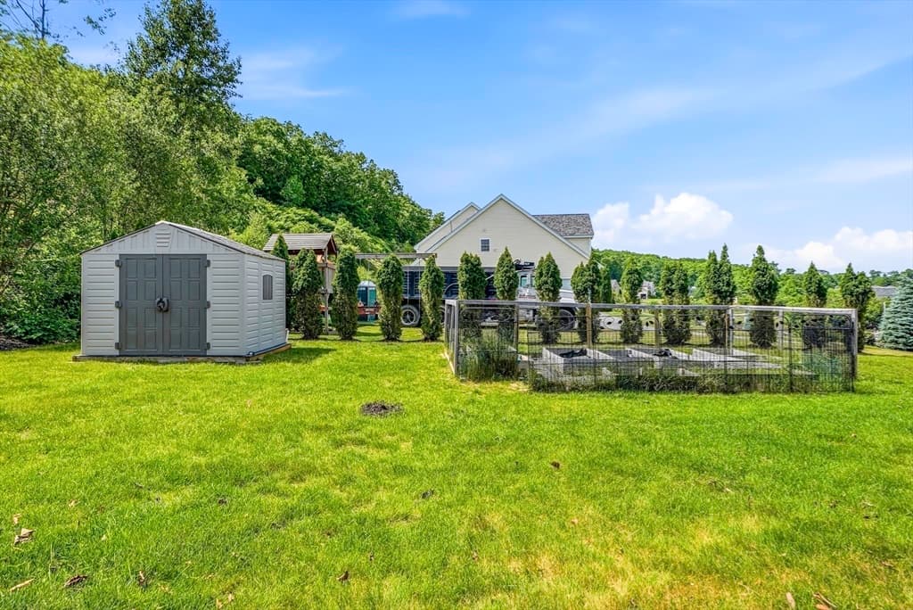 Casa em Holliston — foto 6