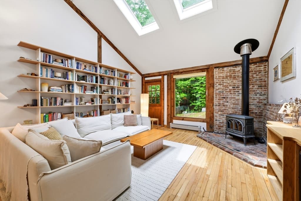 Casa em Leverett — foto 7