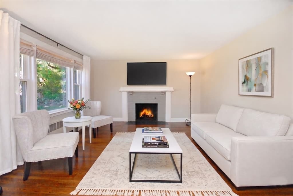 Casa em Framingham — foto 4
