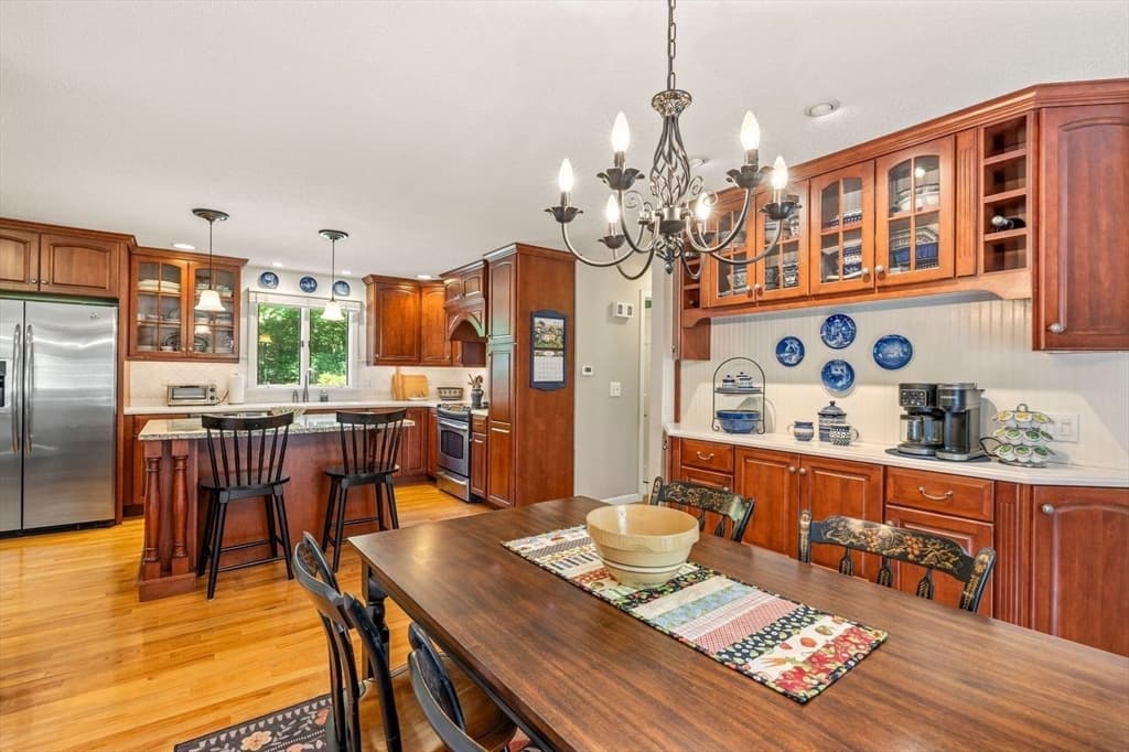 Casa em Wilbraham — foto 7