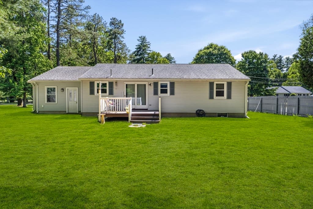 Casa em Easthampton — foto 8