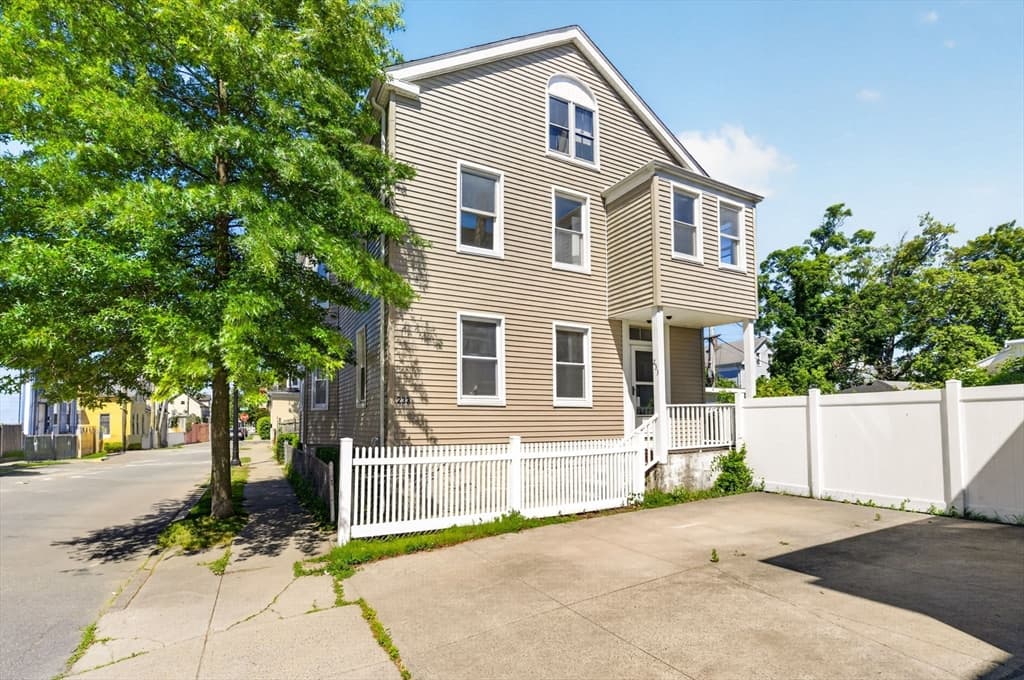 Multi-família em New Bedford