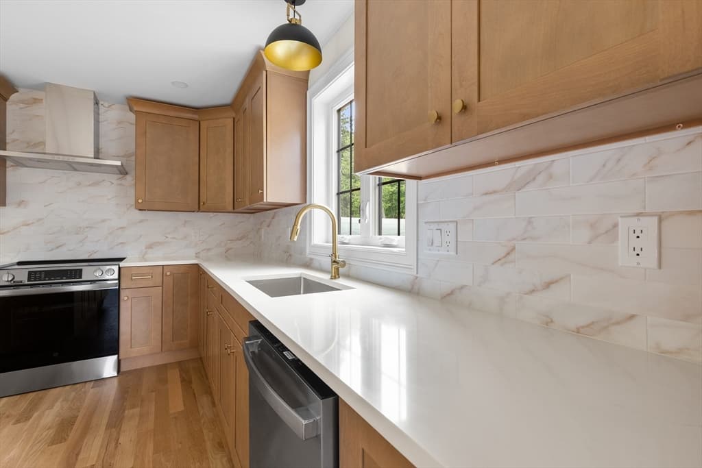 Casa em Brockton — foto 4