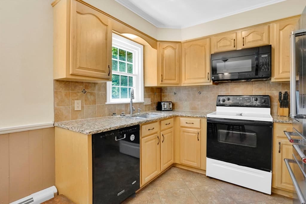 Casa em Longmeadow — foto 6