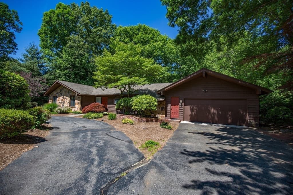 Casa em Longmeadow — foto 2