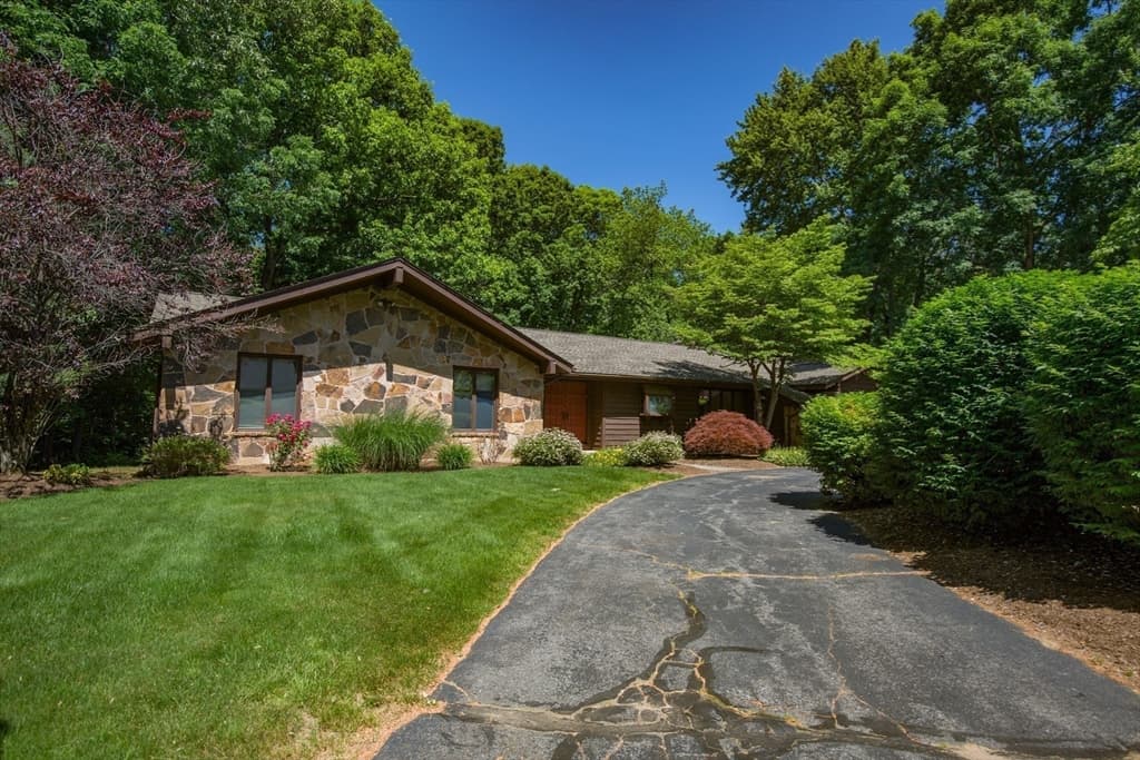 Casa em Longmeadow — foto 6