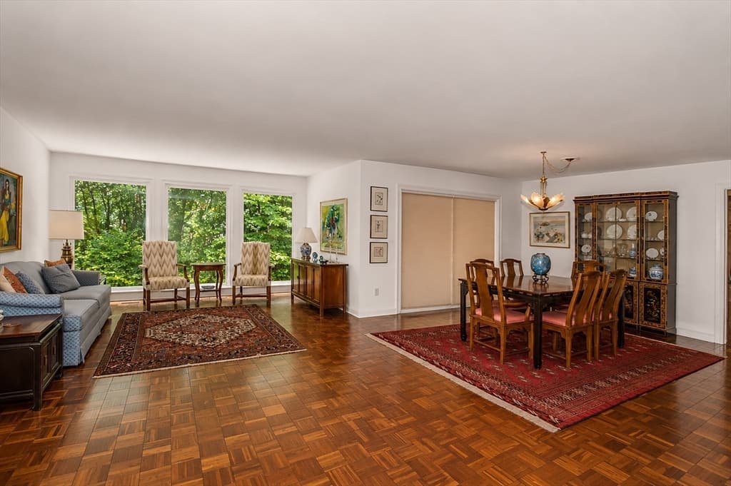 Casa em Longmeadow — foto 9