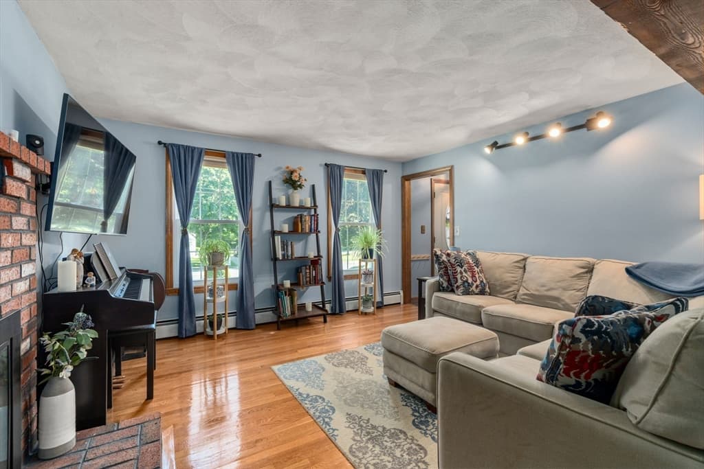 Casa em Tewksbury — foto 2