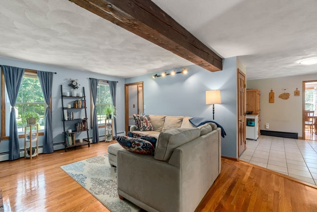 Casa em Tewksbury — foto 3