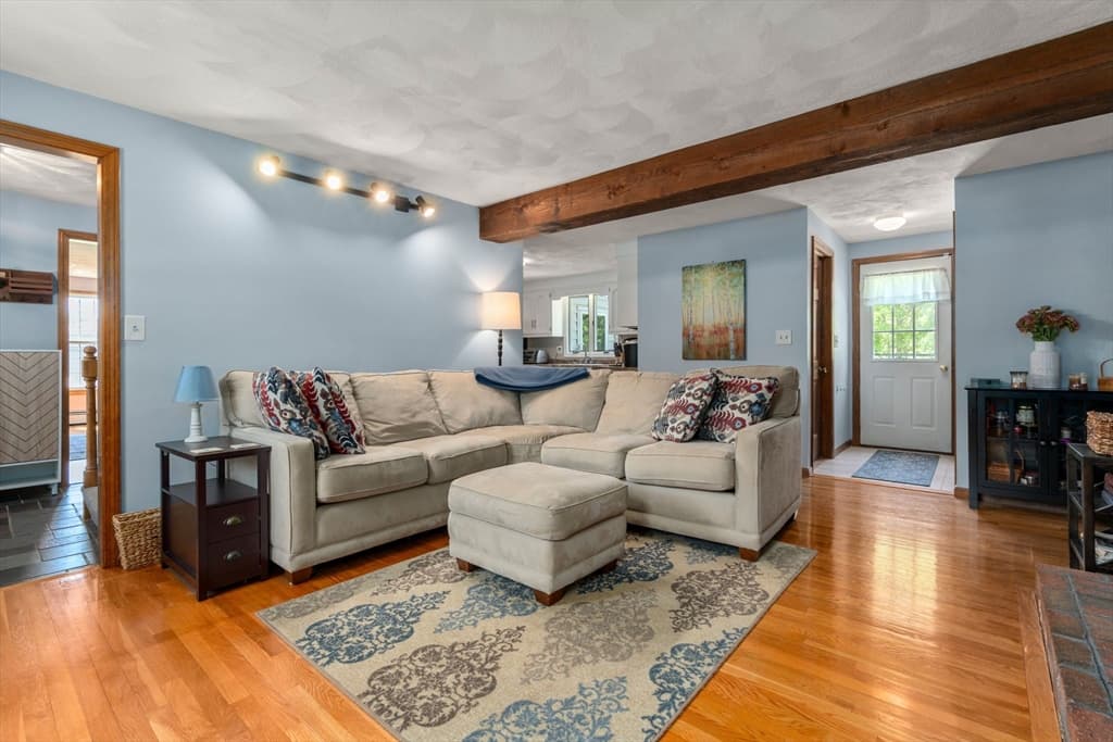 Casa em Tewksbury — foto 4