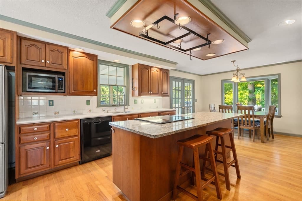 Casa em Belchertown — foto 9