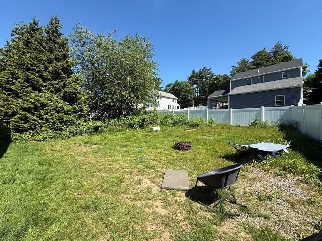 Casa em Dracut — foto 4