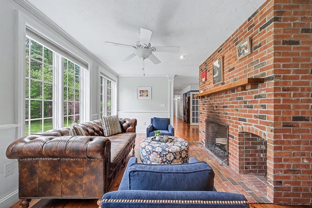 Casa em Hopkinton — foto 9