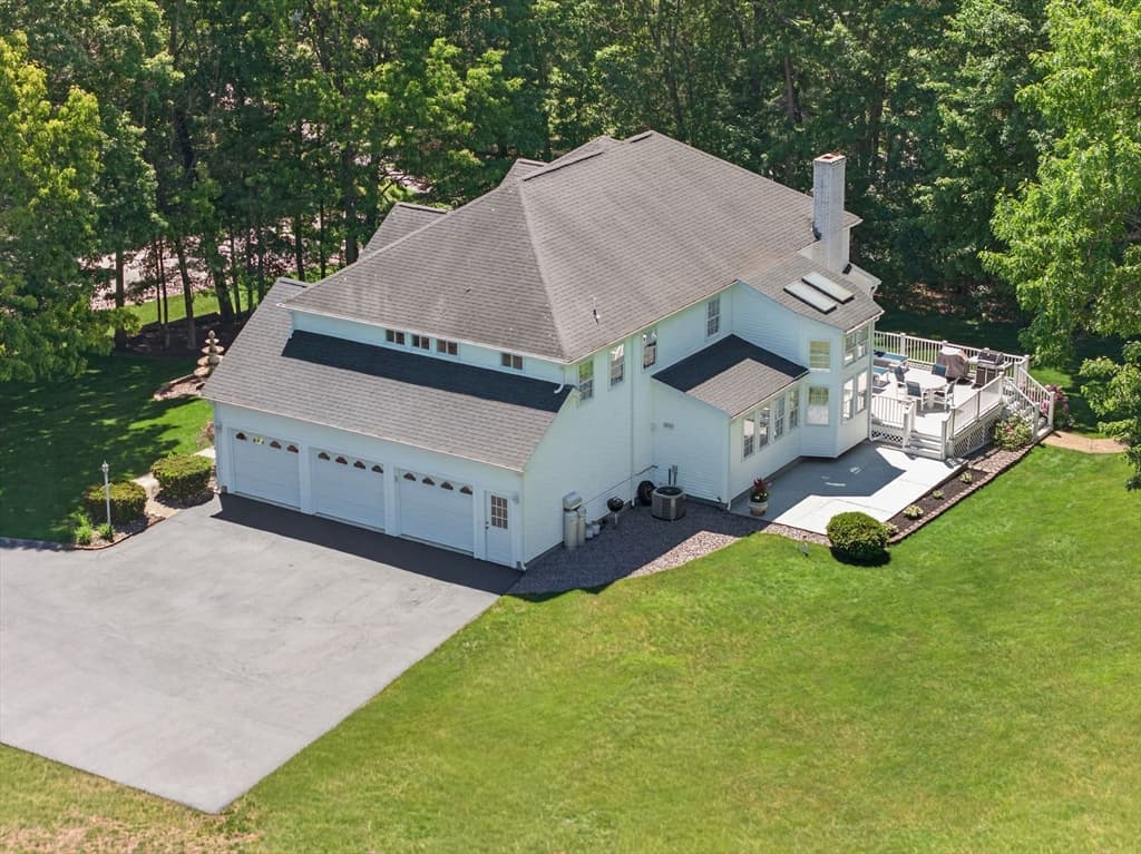Casa em Lunenburg — foto 4