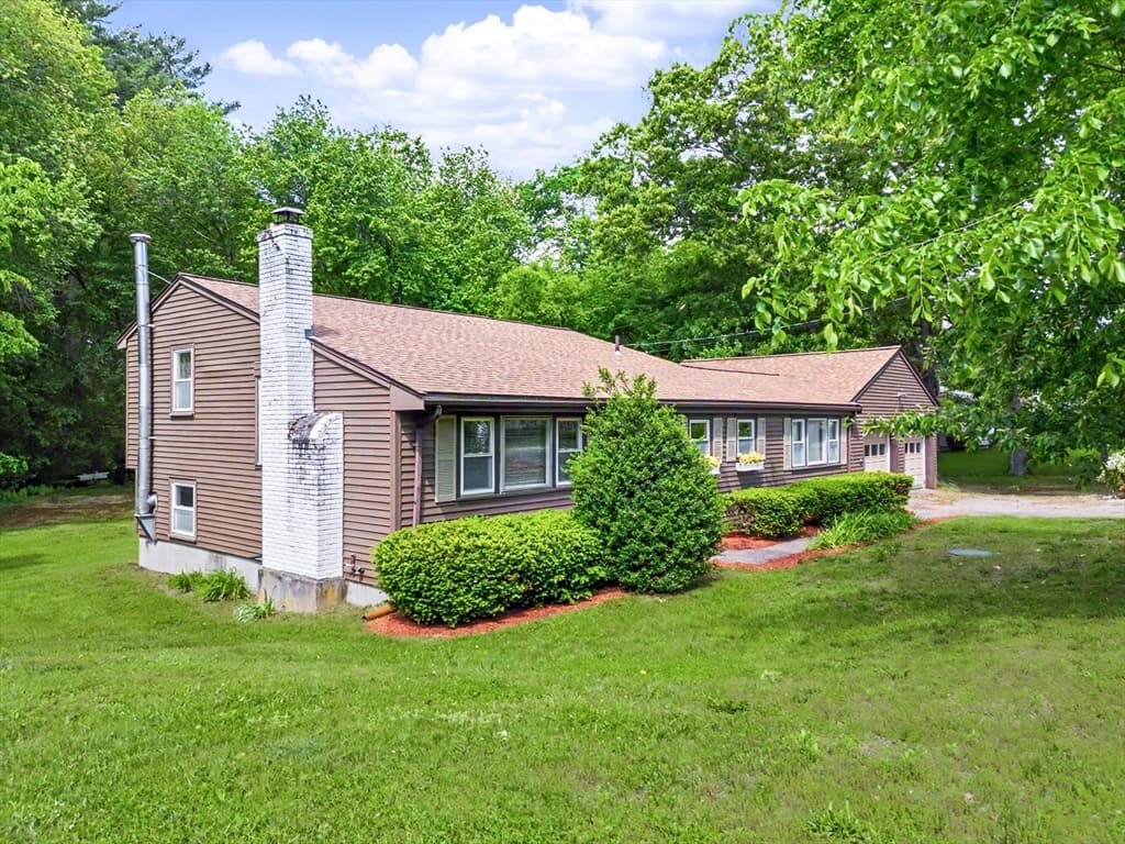 Casa em Foxboro — foto 2