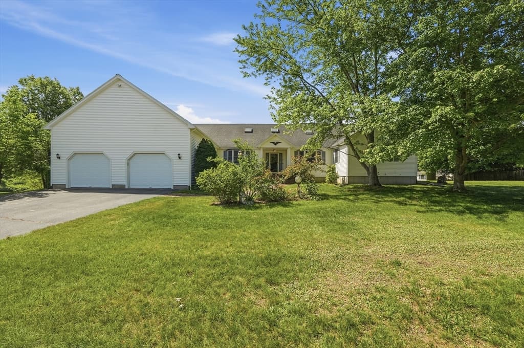 Casa em West Bridgewater