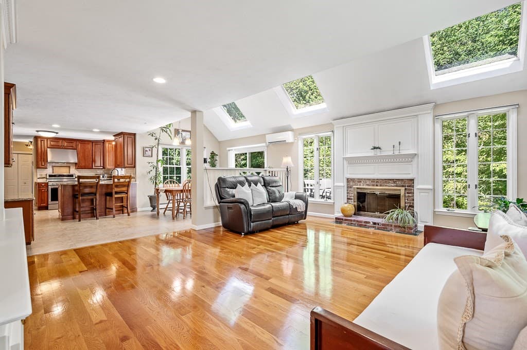 Casa em Northborough — foto 9