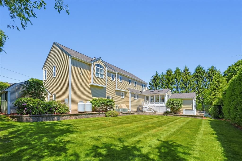 Casa em North Attleboro — foto 3