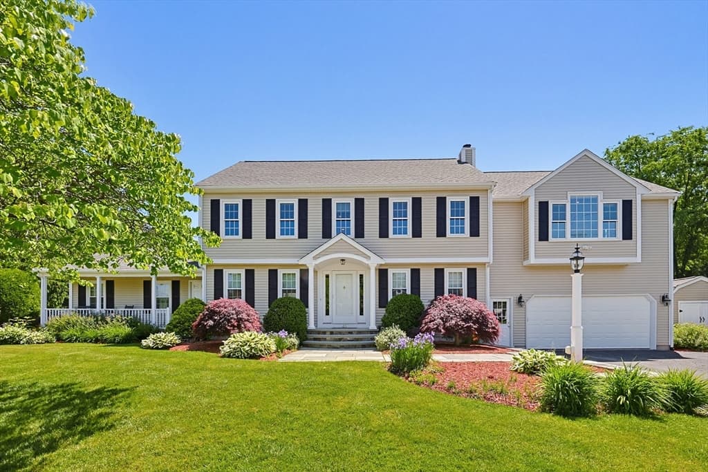 Casa em North Attleboro