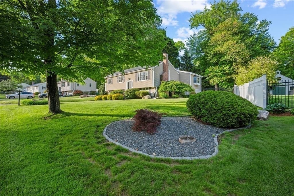 Casa em Southborough — foto 4