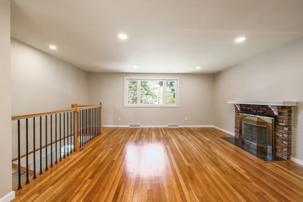 Casa em Westborough — foto 3
