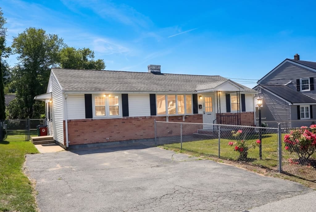 Casa em Lowell — foto 4