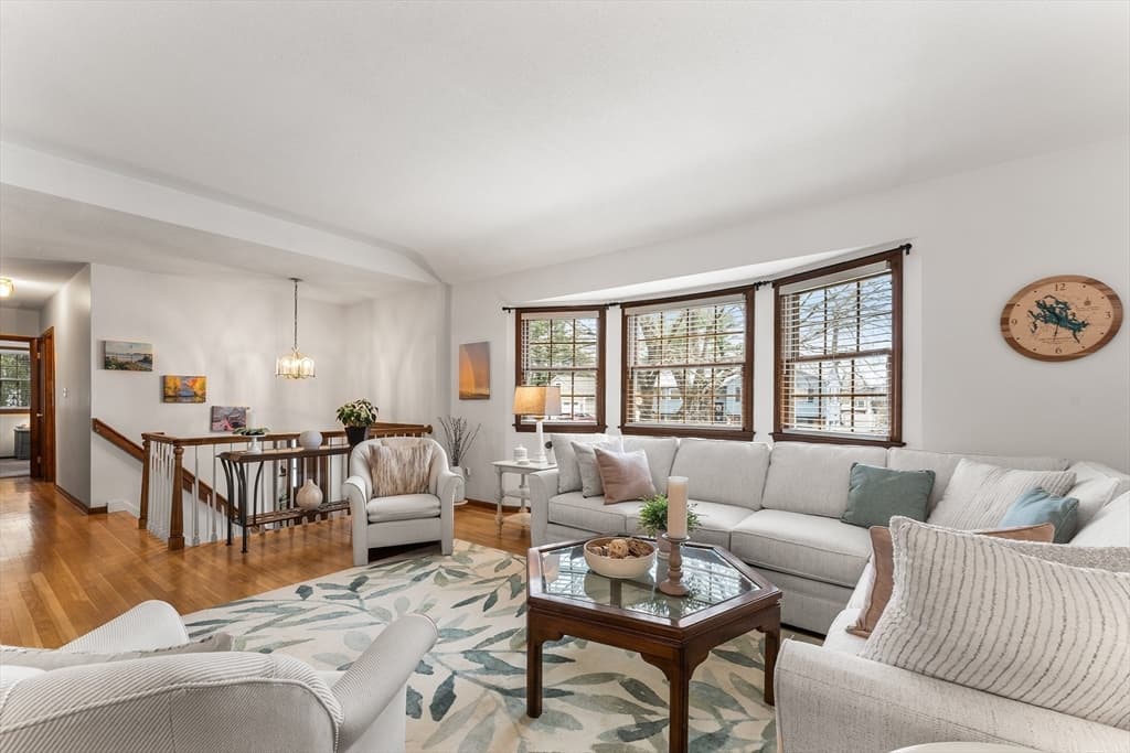 Casa em Peabody — foto 8