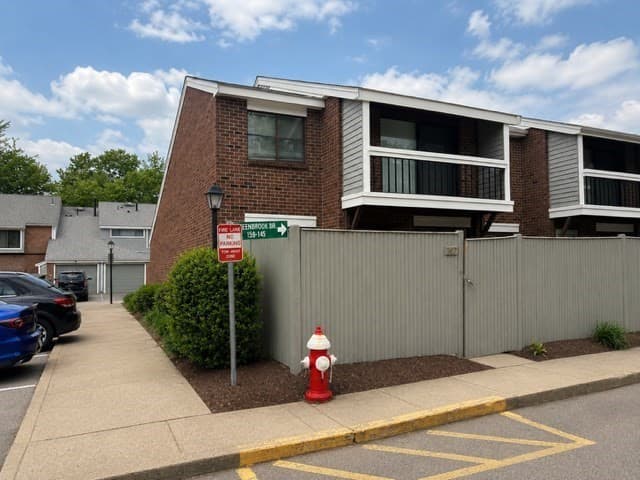 Condomínio em Stoughton — foto 2