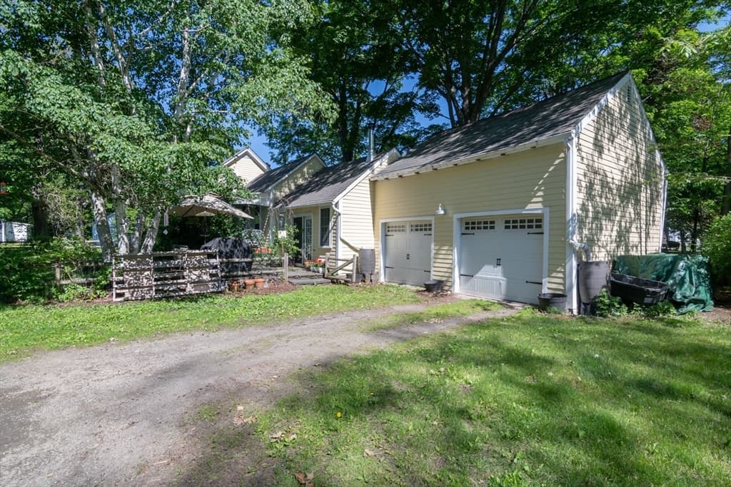 Casa em Bernardston — foto 4