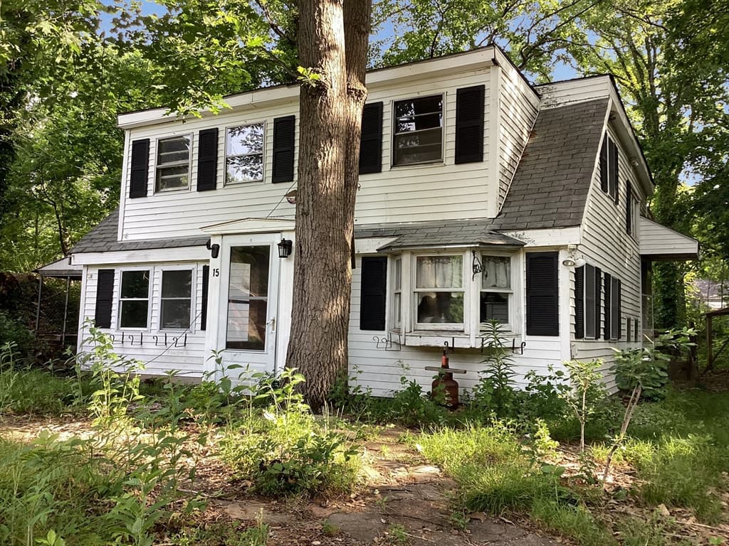 Casa em Attleboro